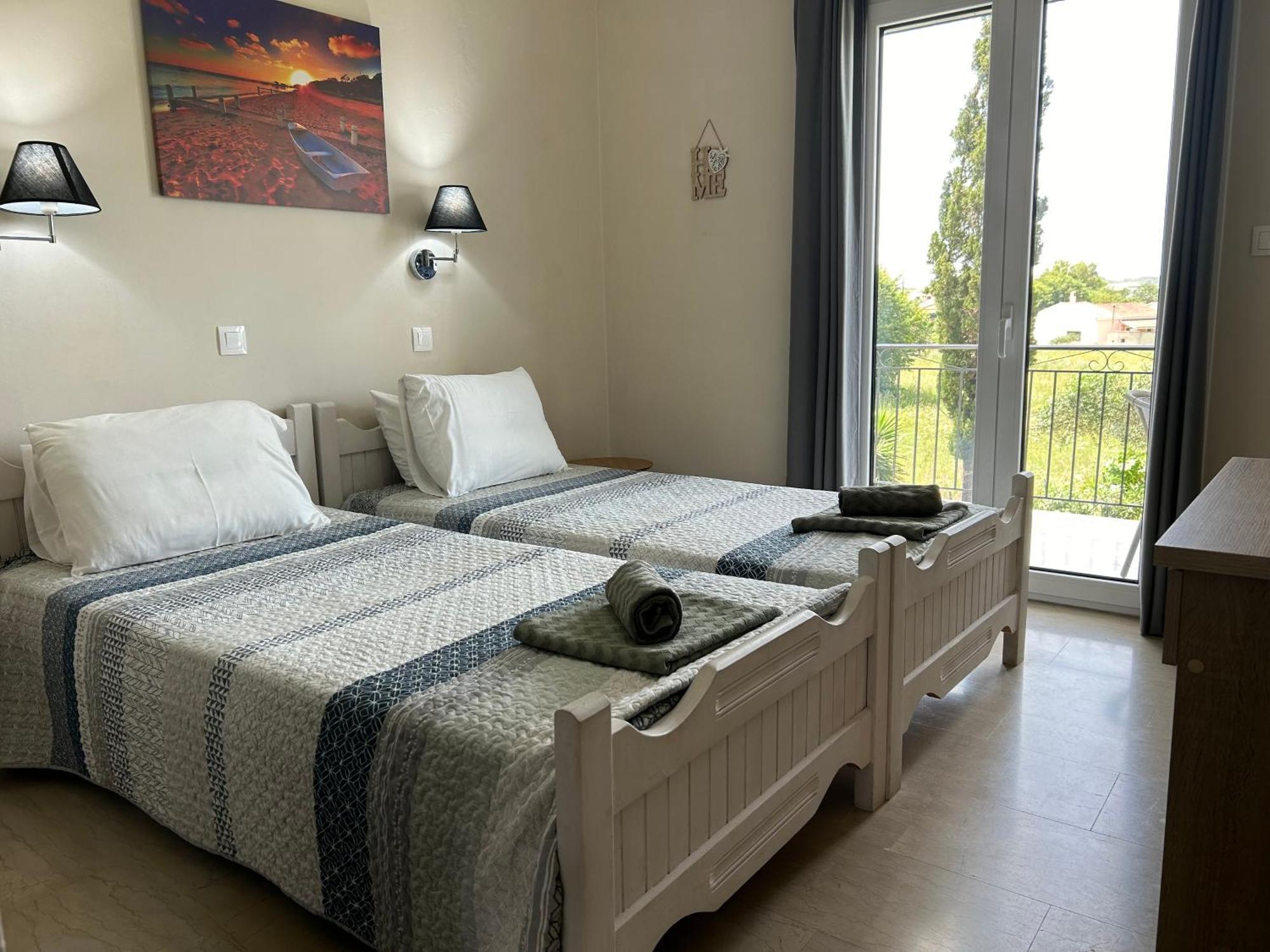 Alexander Apartments 罗达 外观 照片