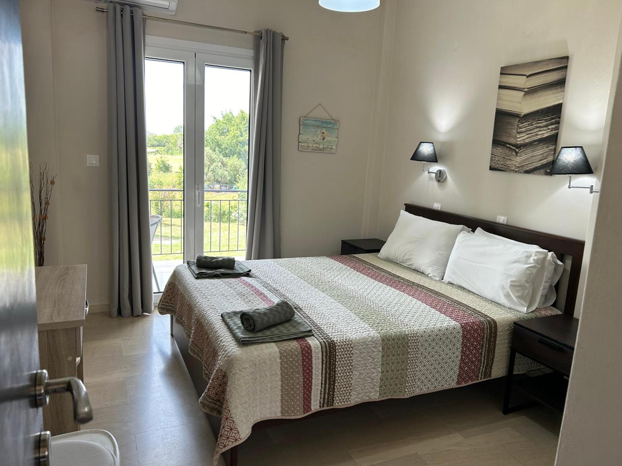 Alexander Apartments 罗达 外观 照片